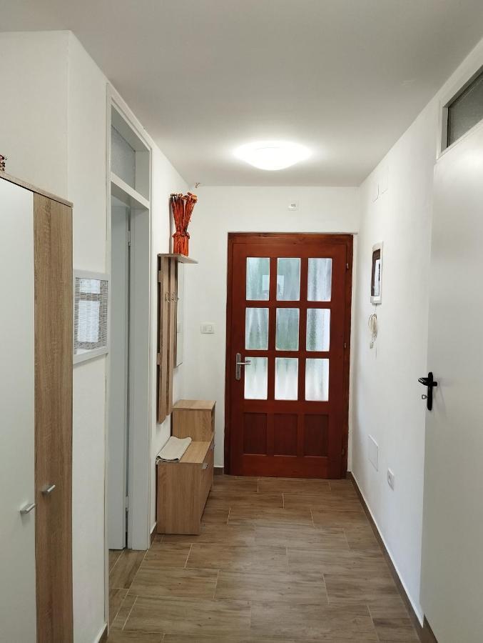 Appartamento Daal Roč Esterno foto